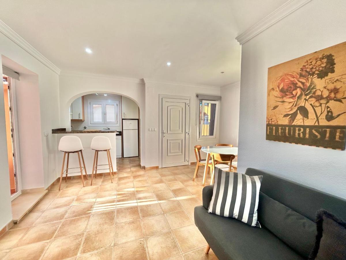Apartamento Varsovia オリーバ エクステリア 写真